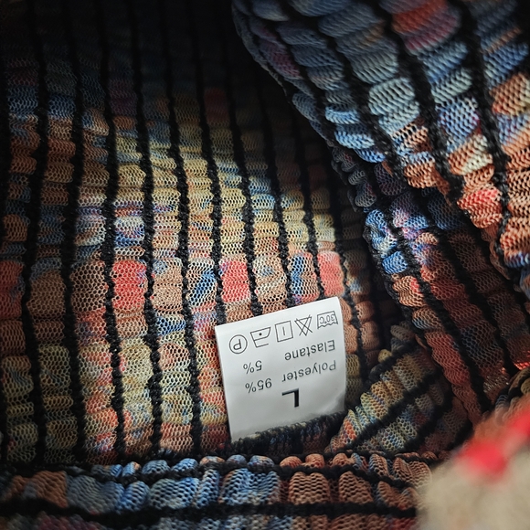 New High Neck Cut Out Bust Dress - Picture 12 of 14